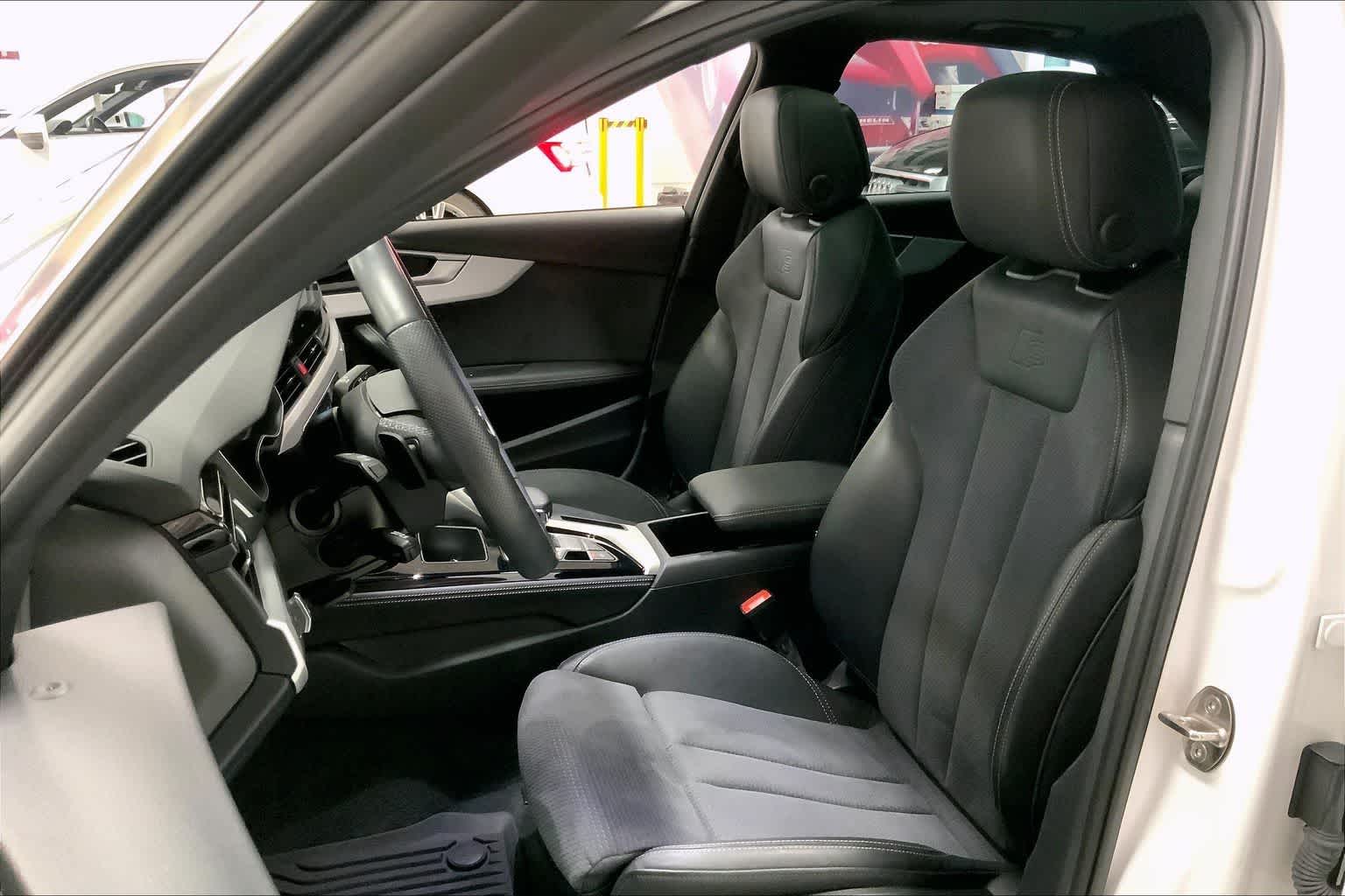 Thumbnail: 2022 Audi A4 - 9