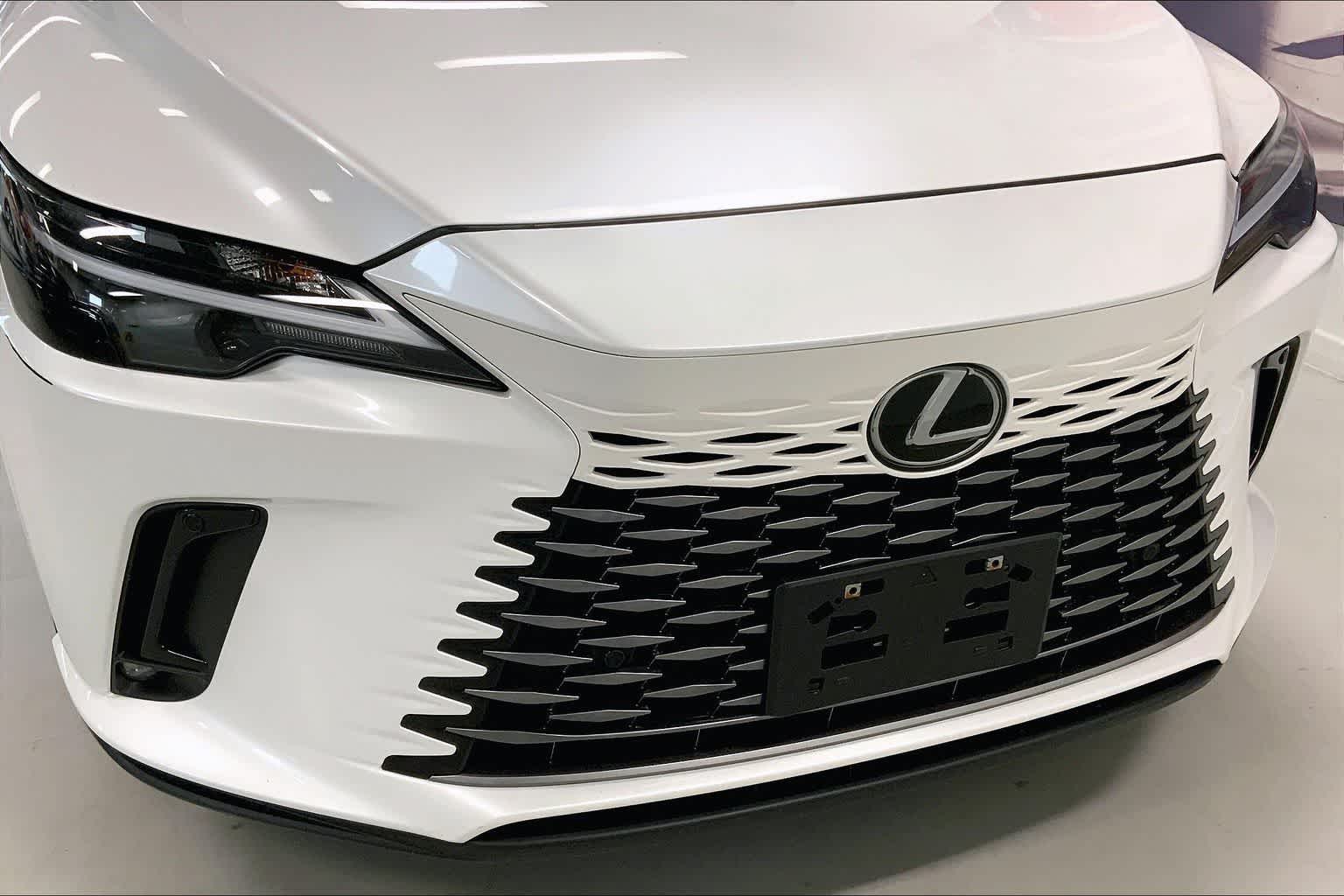 Thumbnail: 2024 Lexus RX - 30