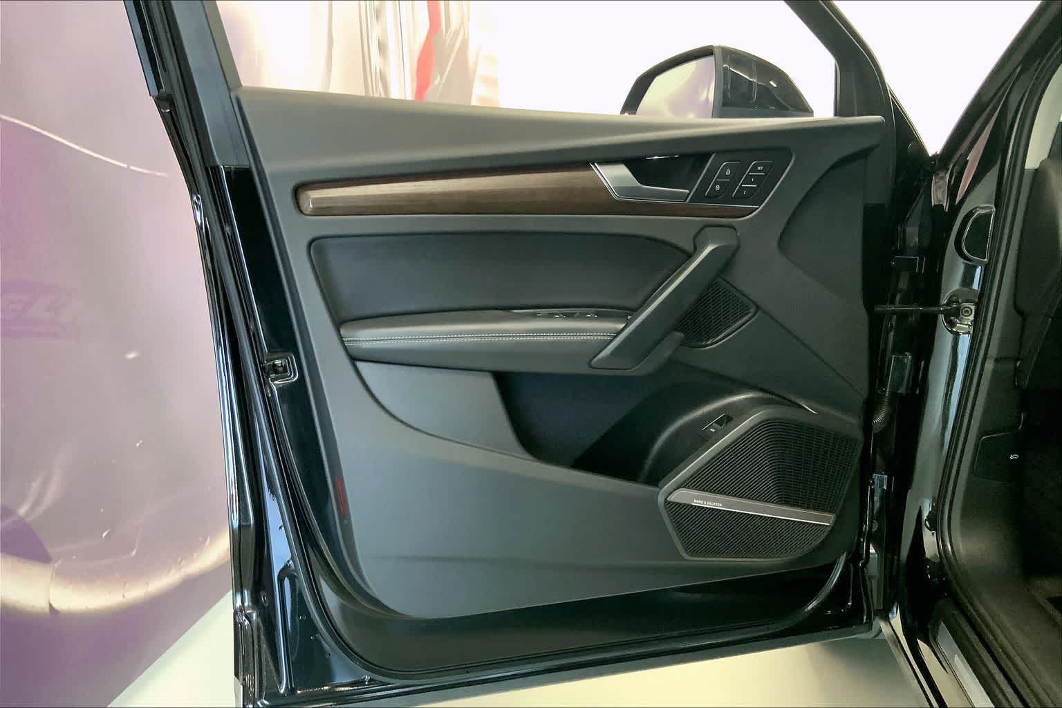 Thumbnail: 2021 Audi Q5 - 24