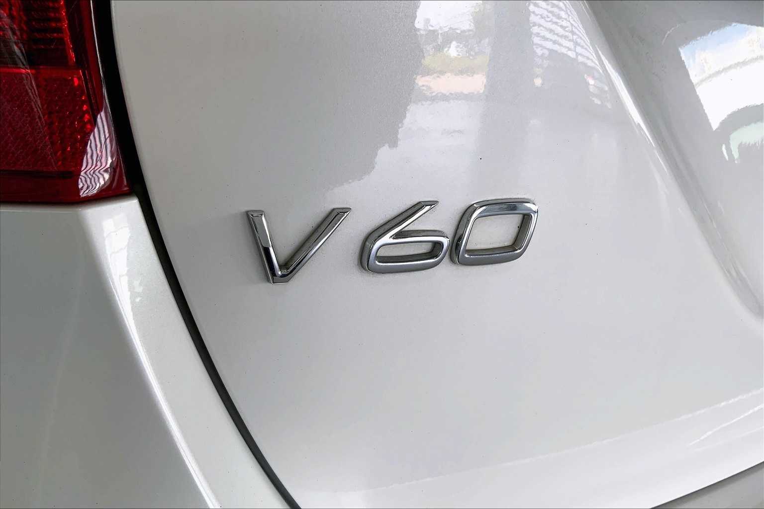 Thumbnail: 2018 Volvo S60 - 7
