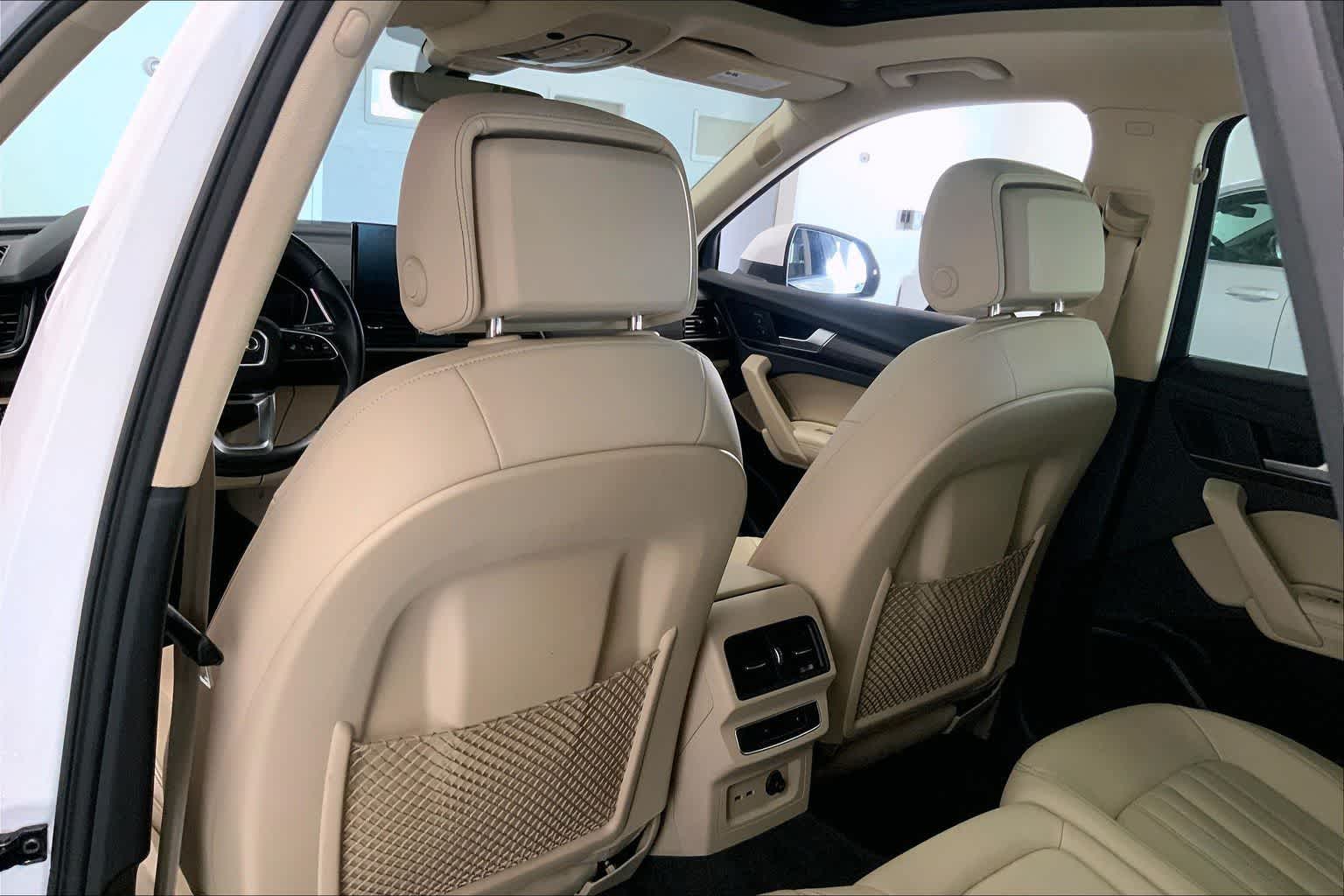 Thumbnail: 2022 Audi Q5 - 11