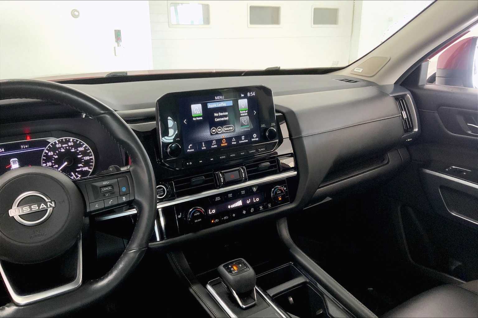 Thumbnail: 2023 Nissan Pathfinder - 13