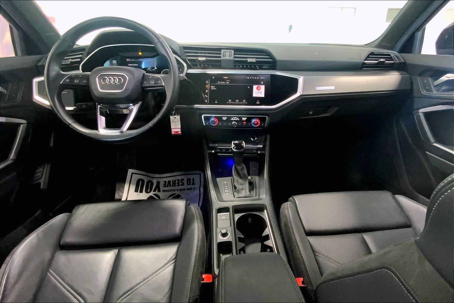 Thumbnail: 2023 Audi Q3 - 9