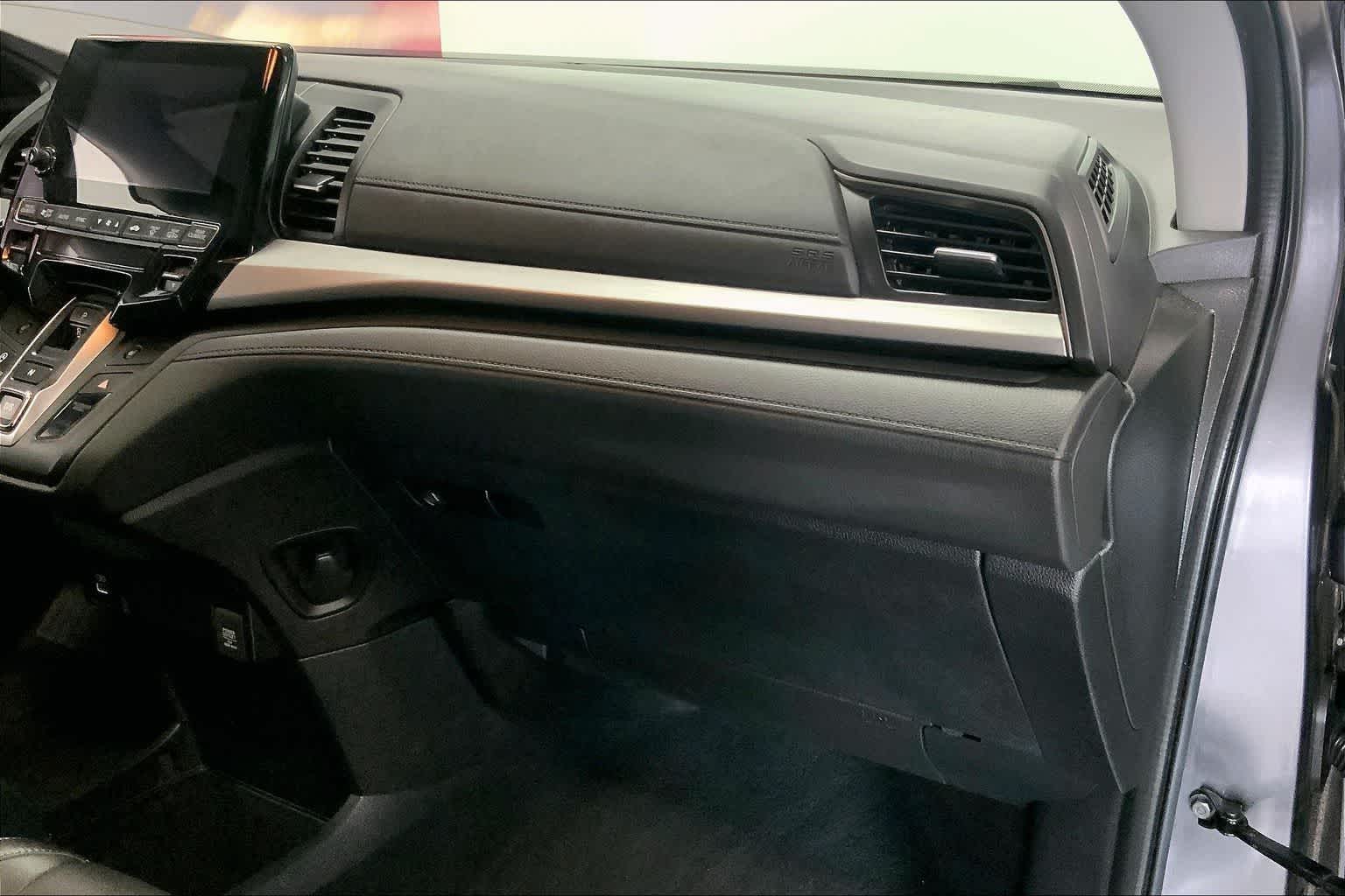 Thumbnail: 2023 Honda Odyssey - 21