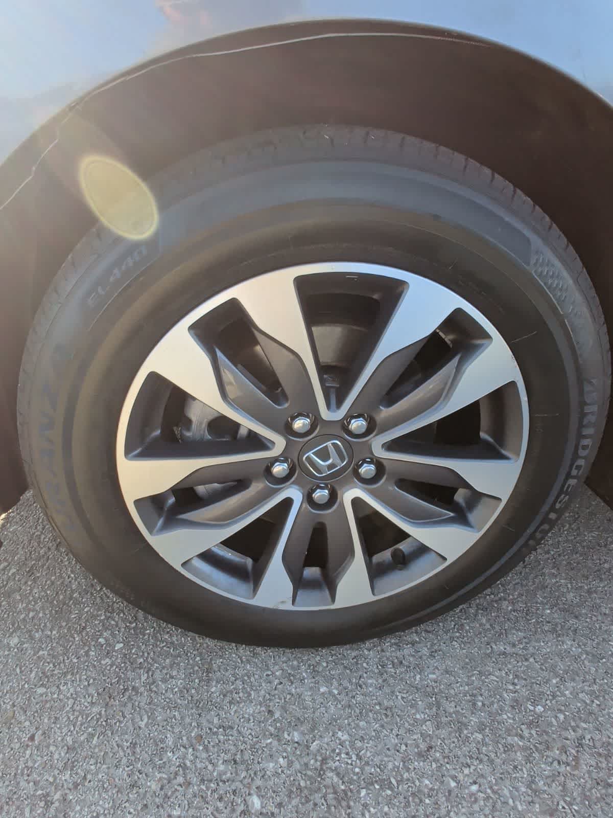 Thumbnail: 2023 Honda Odyssey - 8