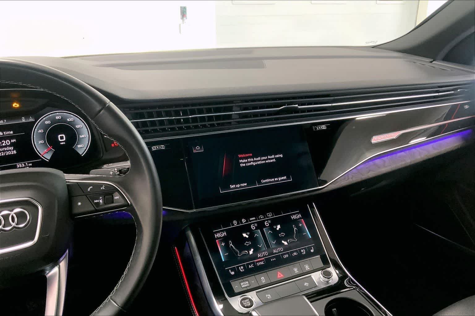 Thumbnail: 2022 Audi Q8 - 13