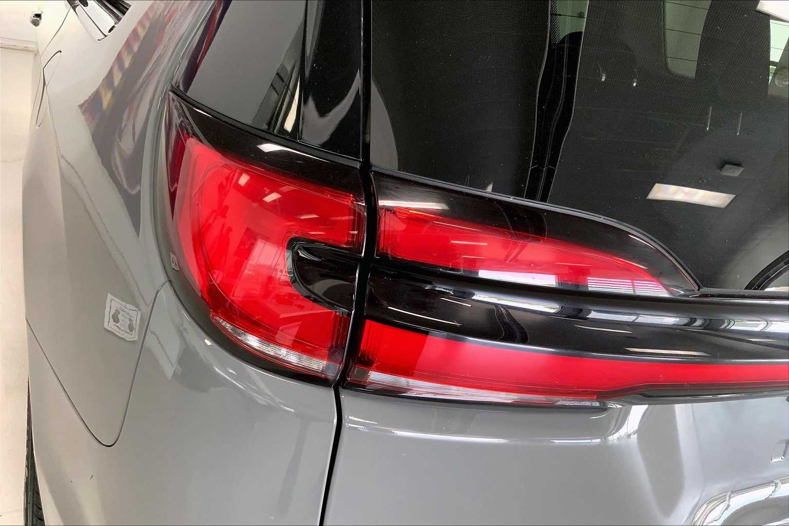 2023 Chrysler Pacifica Limited 31