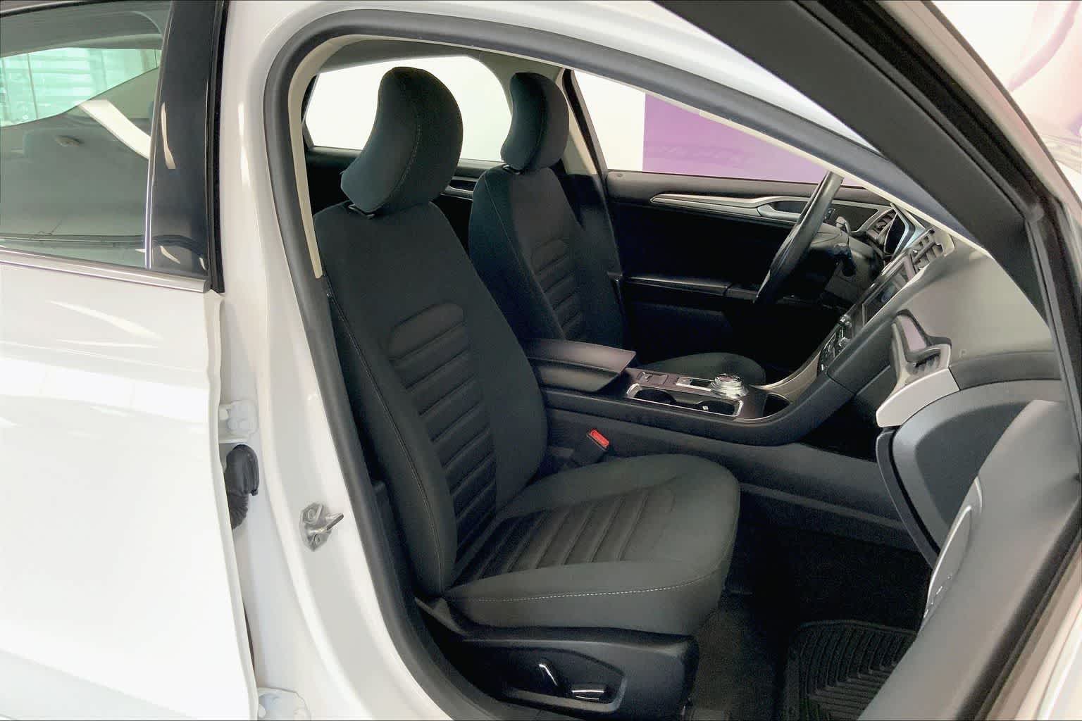 Thumbnail: 2019 Ford Fusion - 12