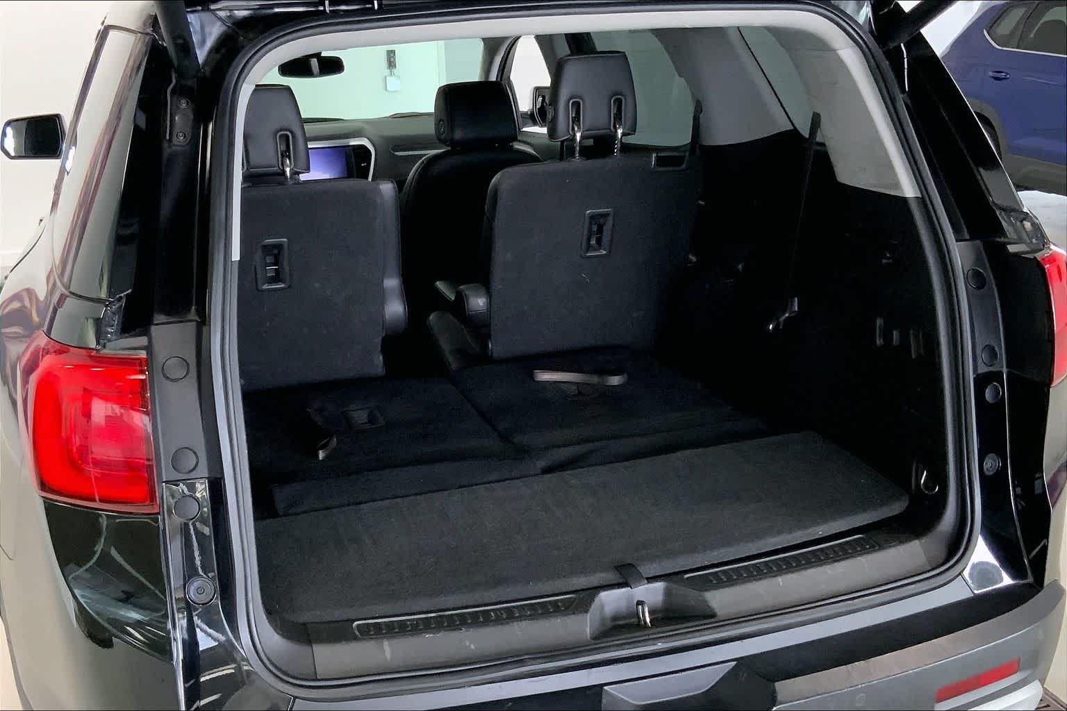 Thumbnail: 2019 GMC Acadia - 16