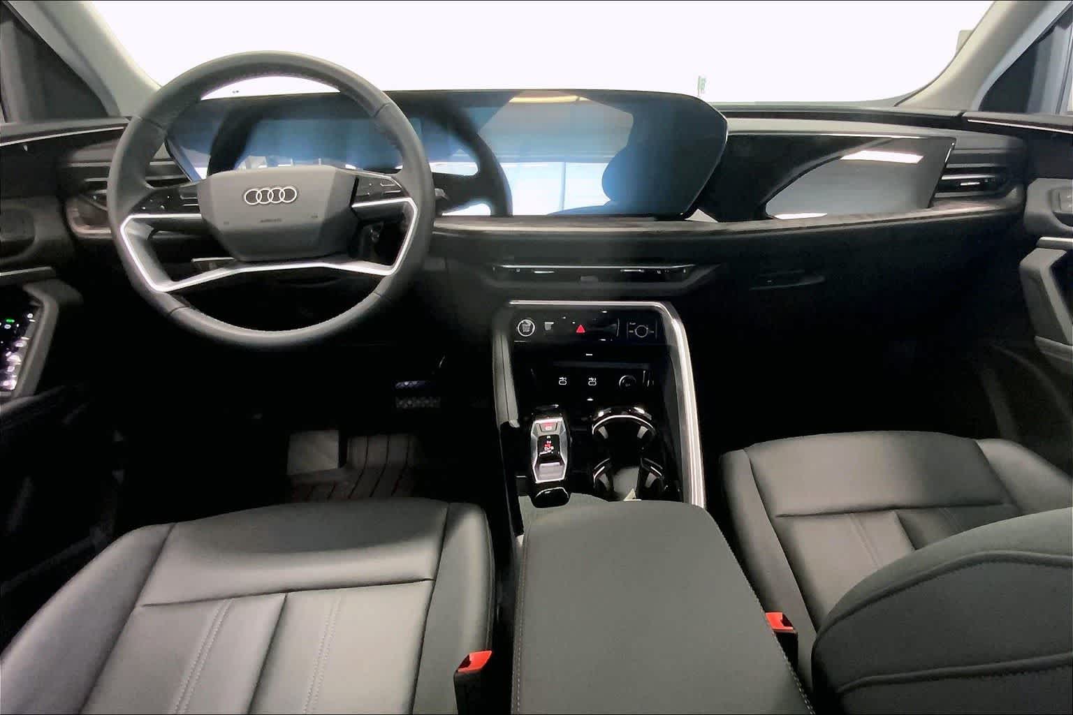 Thumbnail: 2025 Audi Q5 - 9