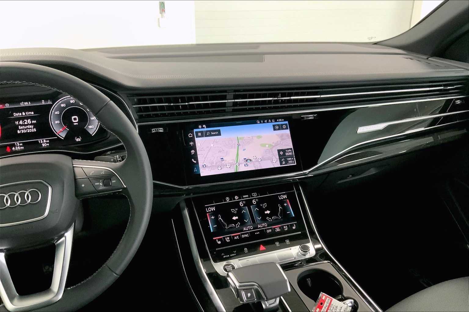 Thumbnail: 2025 Audi Q8 - 16