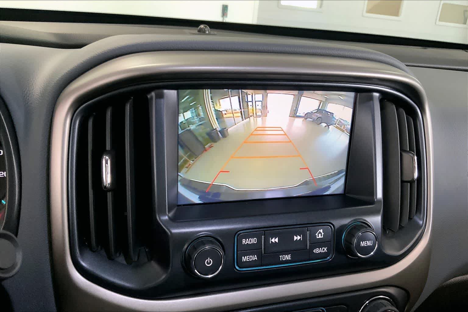 Thumbnail: 2017 Chevrolet Colorado - 22
