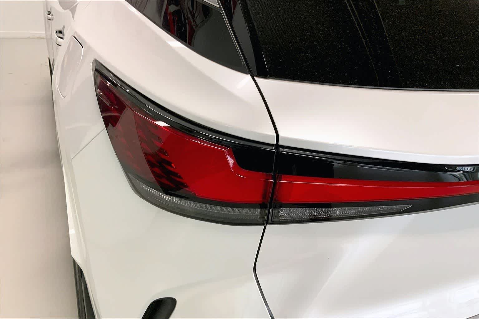 Thumbnail: 2024 Lexus RX - 29