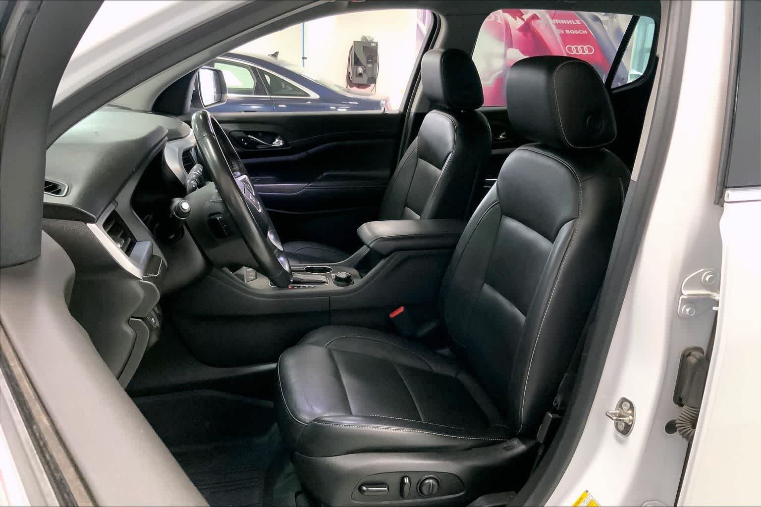 Thumbnail: 2019 GMC Acadia - 10