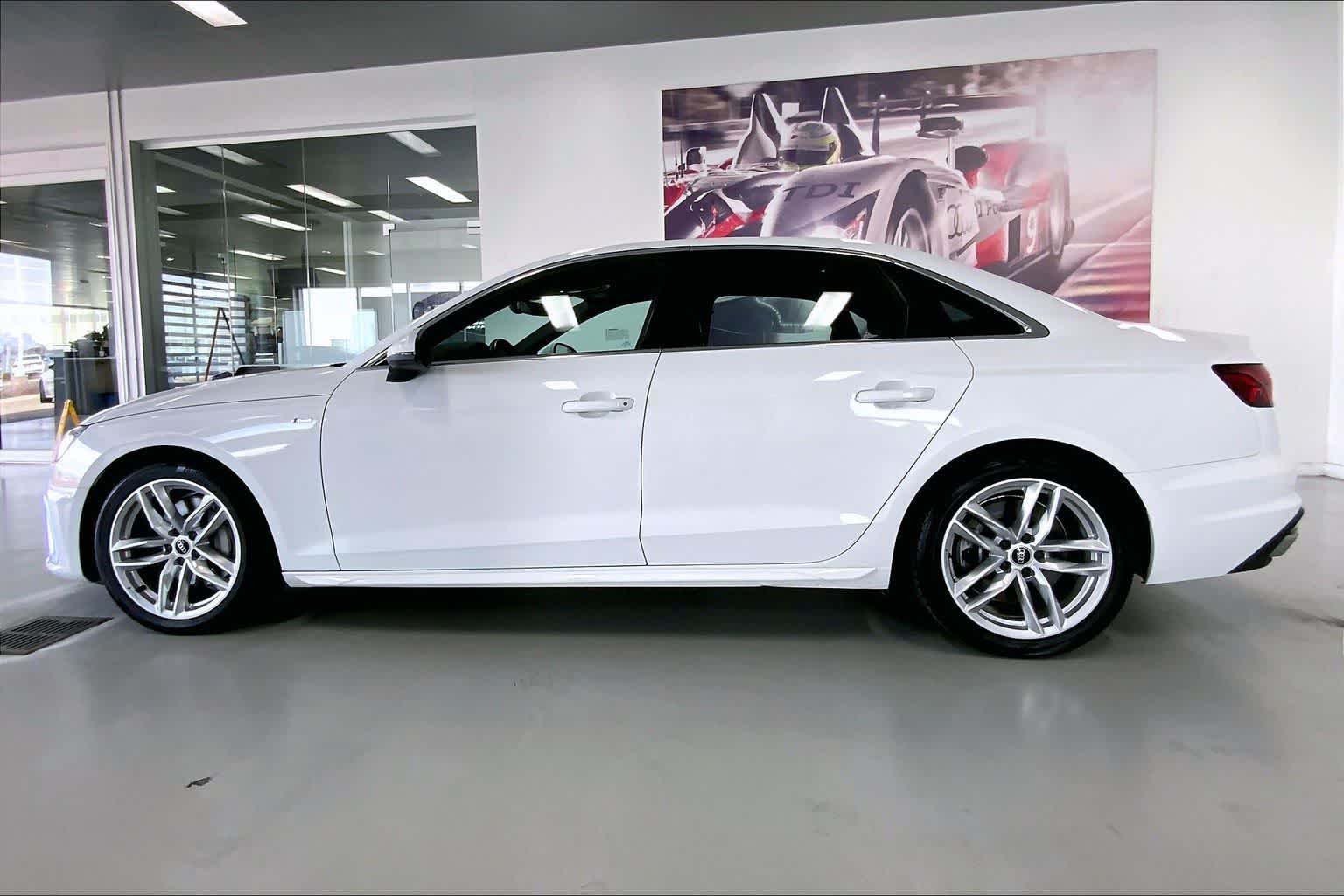 Thumbnail: 2022 Audi A4 - 3