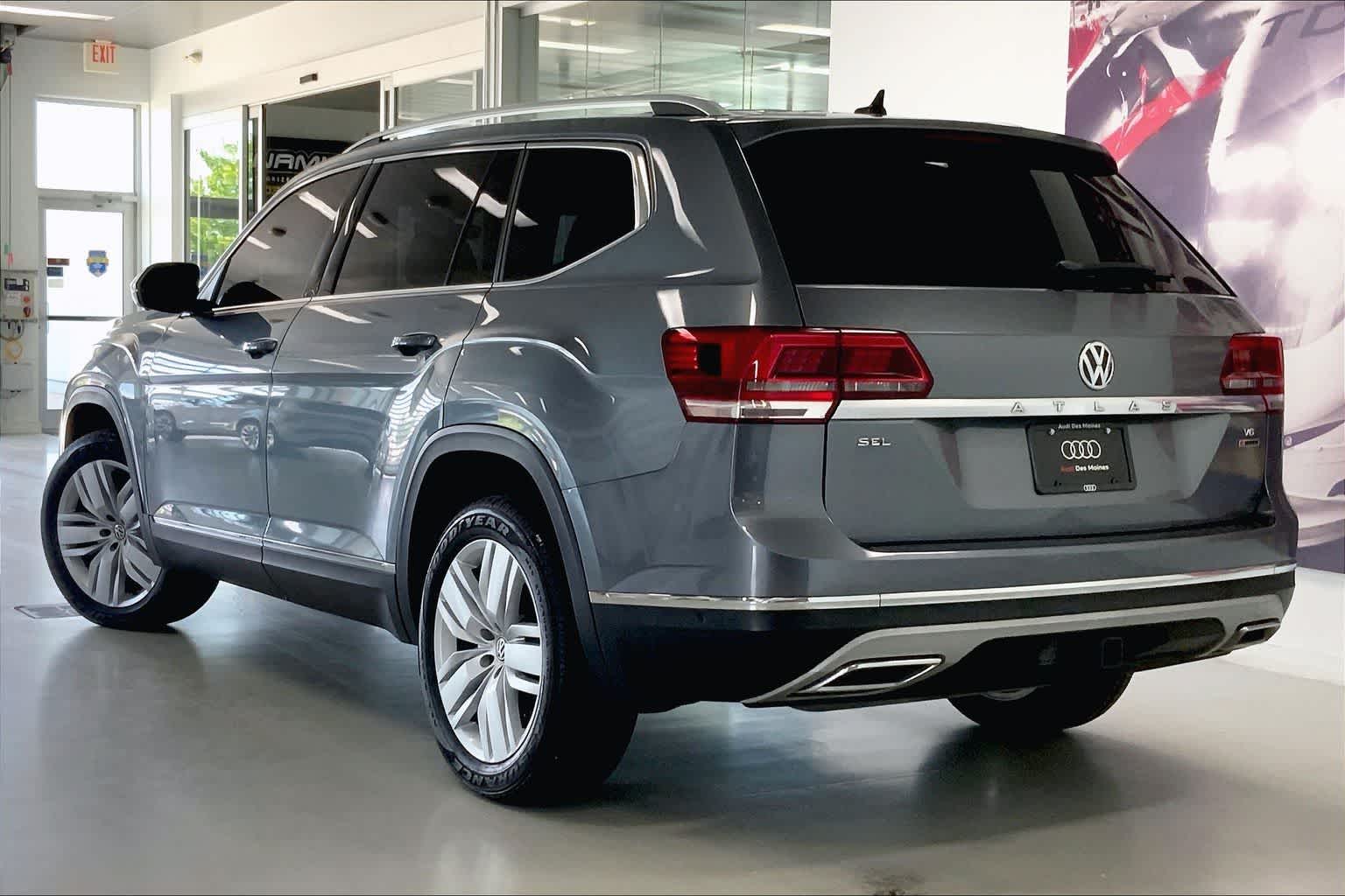 Thumbnail: 2018 Volkswagen Atlas - 4