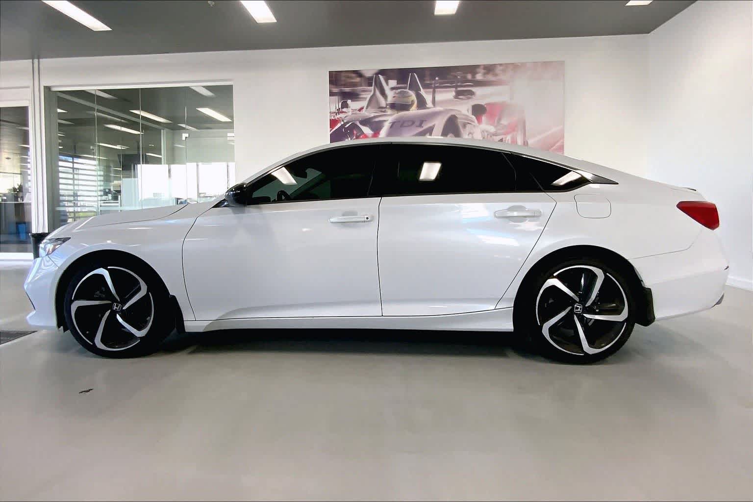 Thumbnail: 2021 Honda Accord - 3