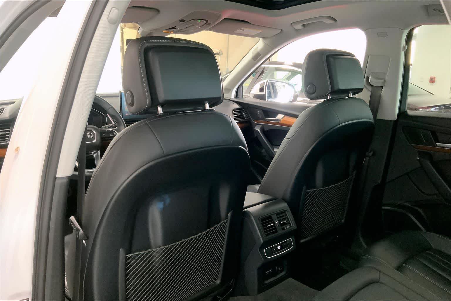 Thumbnail: 2023 Audi Q5 - 11