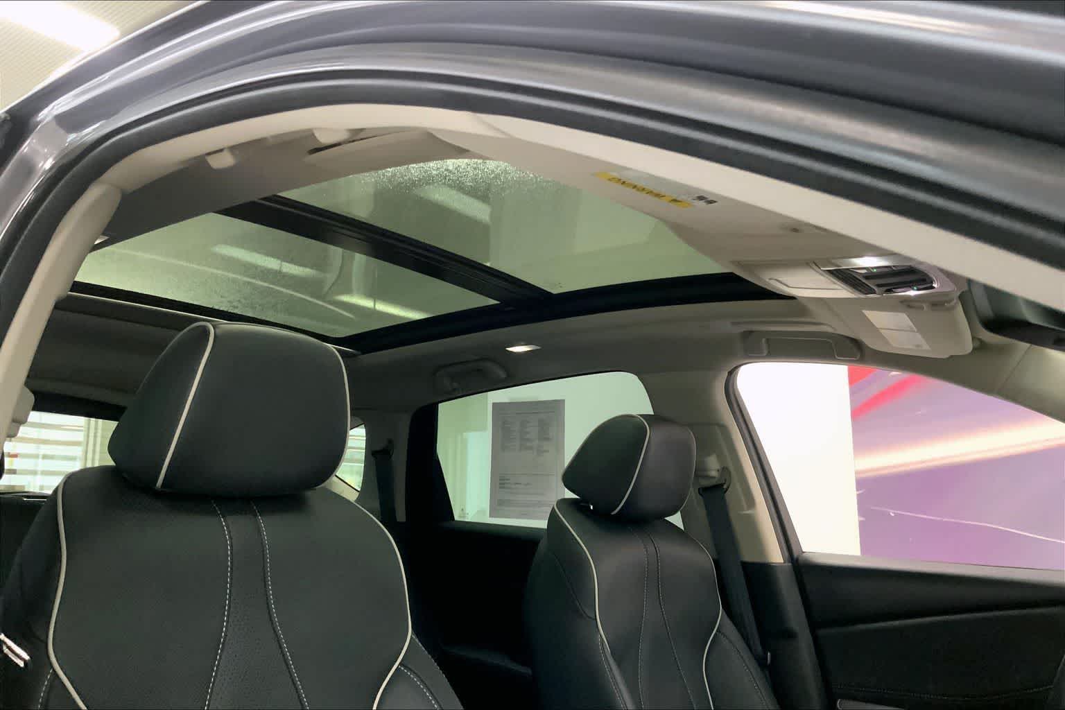 Thumbnail: 2021 Acura RDX - 28