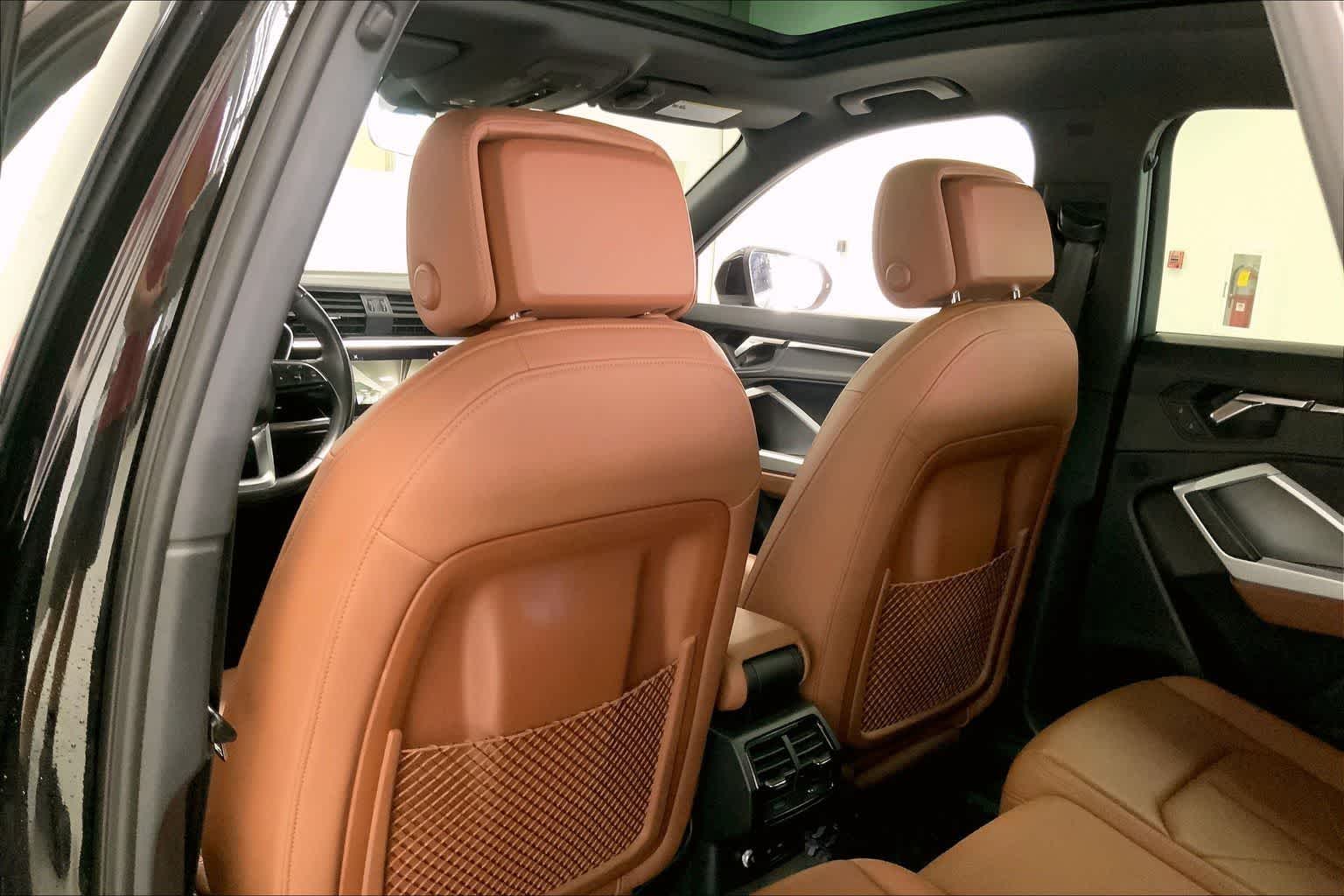 Thumbnail: 2020 Audi Q3 - 10