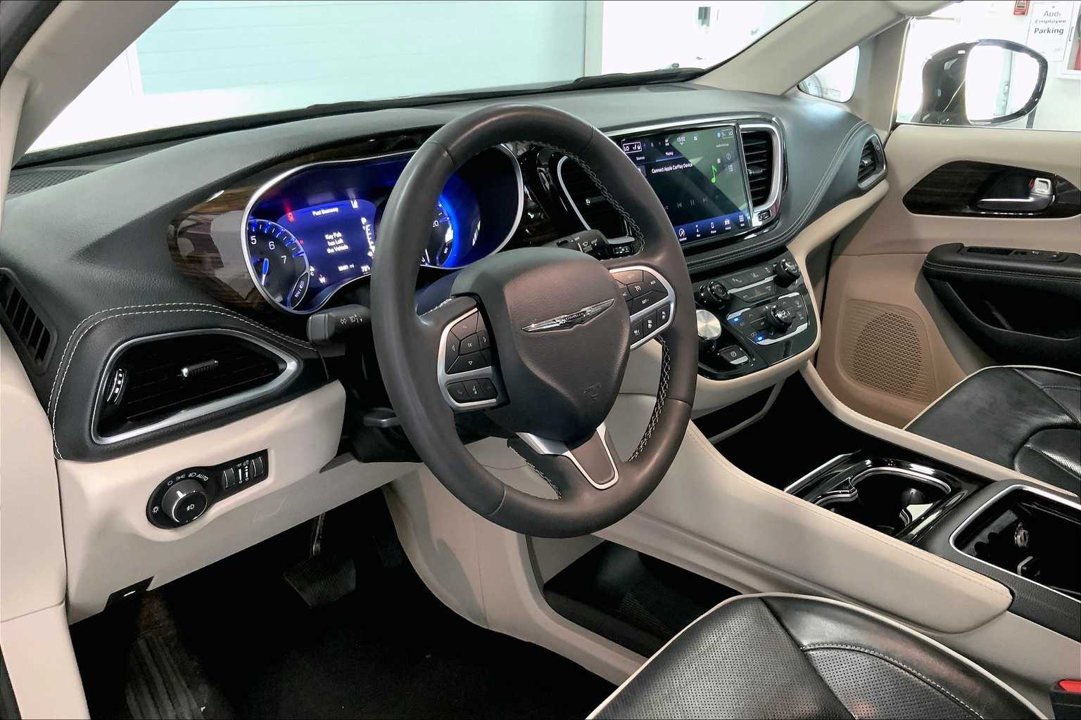 2023 Chrysler Pacifica Limited 2