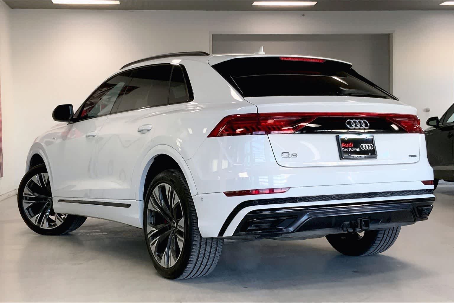 Thumbnail: 2021 Audi Q8 - 4