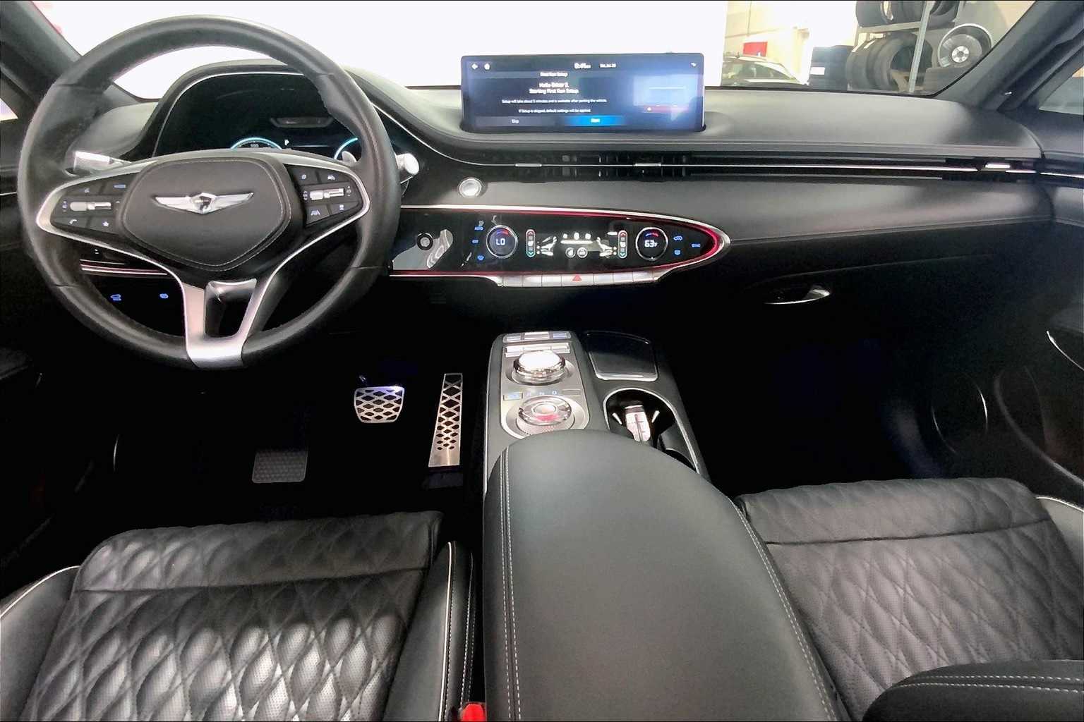 Thumbnail: 2023 Genesis GV70 - 7