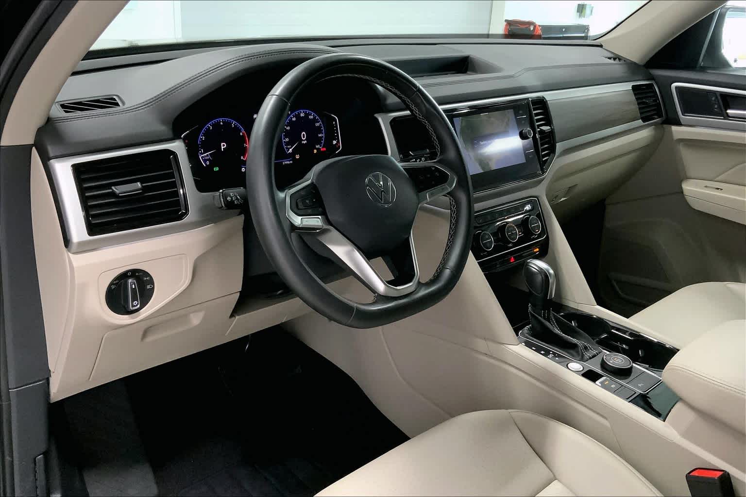 Used 2021 Volkswagen Atlas SEL with VIN 1V2BR2CA4MC578197 for sale in Johnston, IA