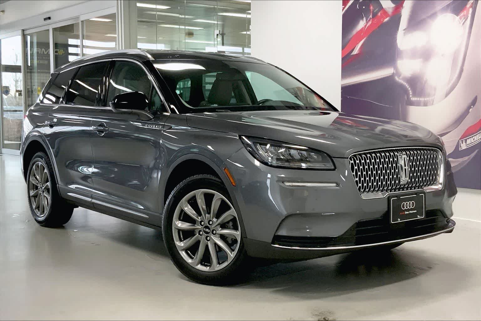 Thumbnail: 2022 Lincoln Corsair - 19