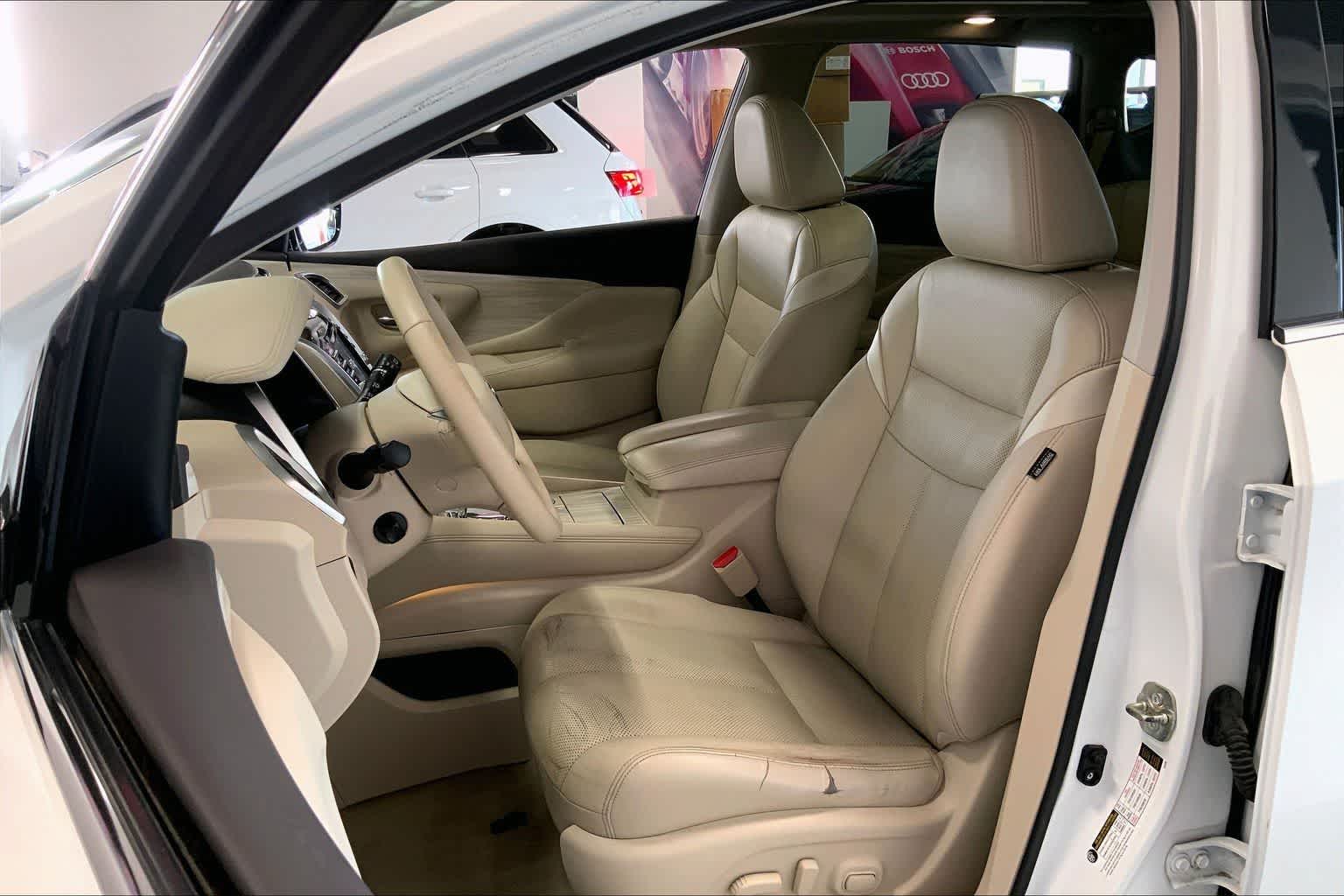 Thumbnail: 2015 Nissan Murano - 10