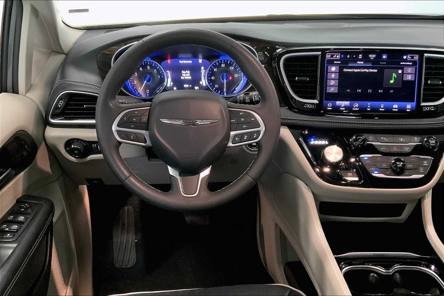 2023 Chrysler Pacifica Limited 14