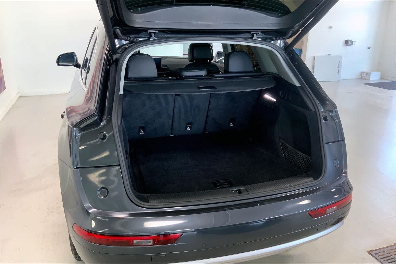 Thumbnail: 2020 Audi Q5 - 17