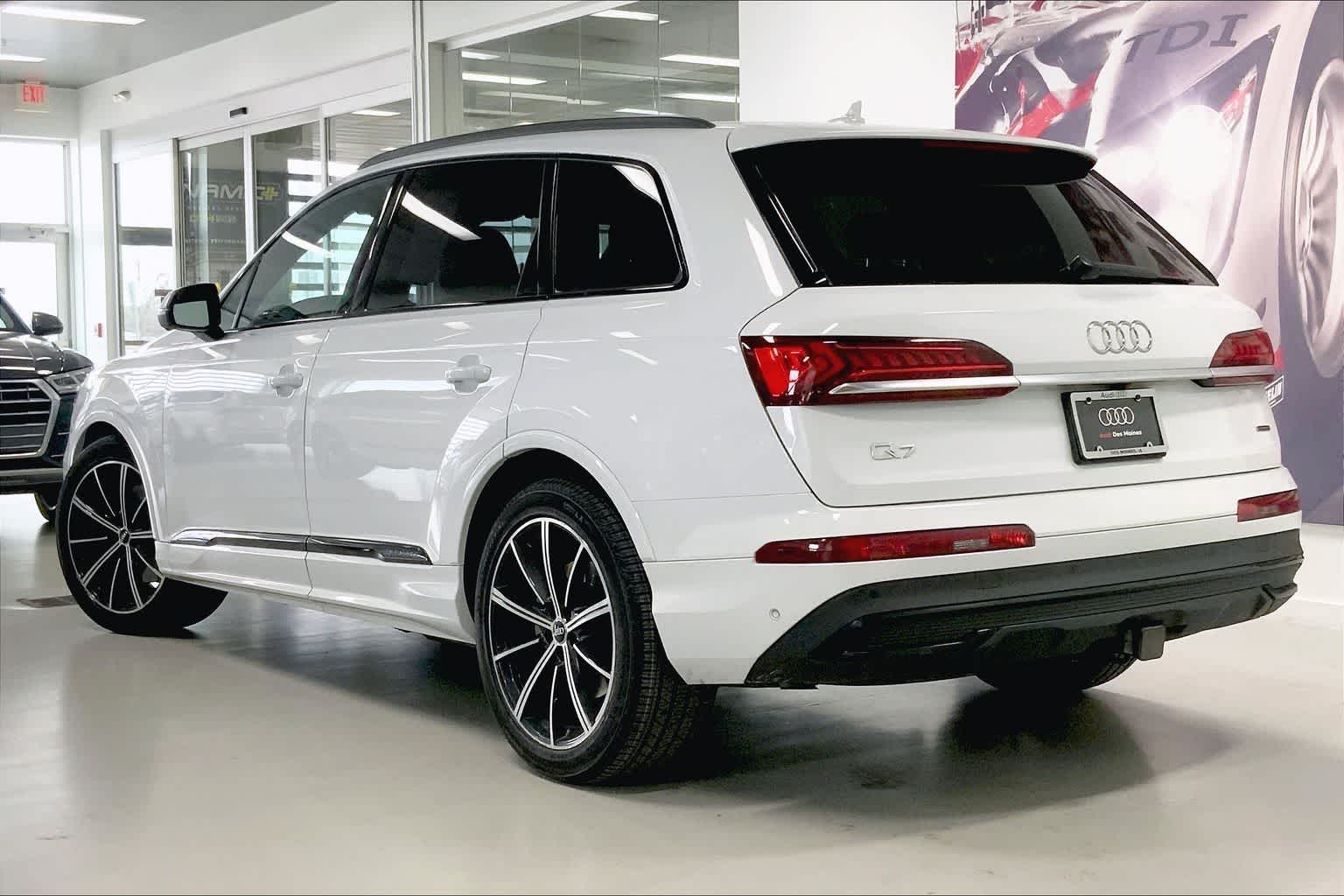 Thumbnail: 2020 Audi Q7 - 4