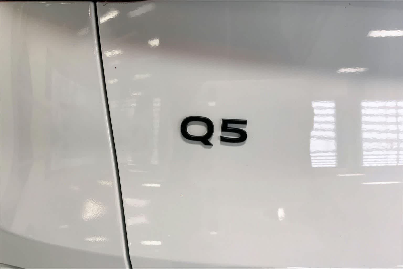 Thumbnail: 2025 Audi Q5 - 7
