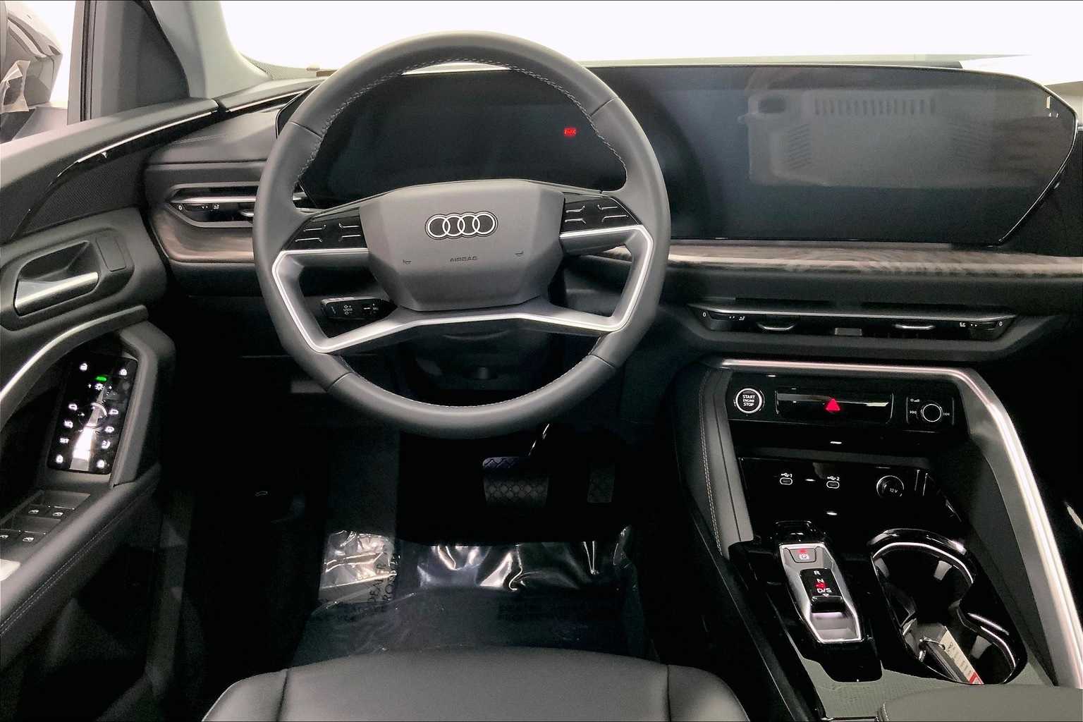 2025 Audi Q5 Premium 14