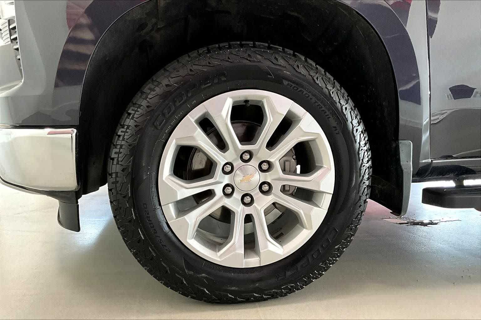 Thumbnail: 2022 Chevrolet Silverado 1500 - 7