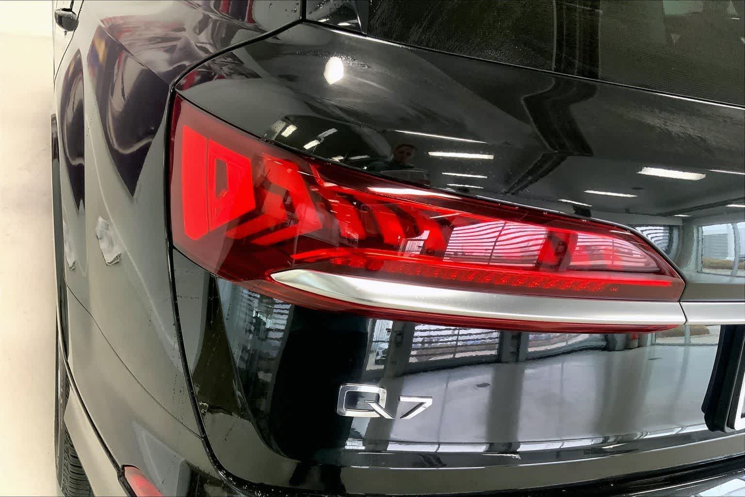 Thumbnail: 2022 Audi Q7 - 29