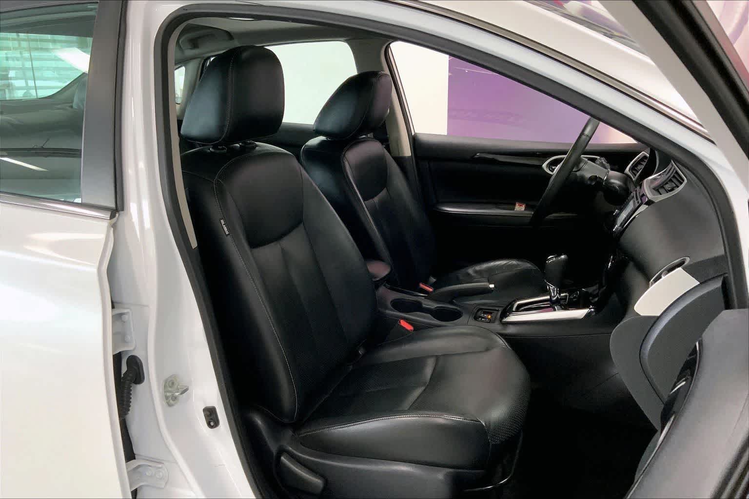 Thumbnail: 2018 Nissan Sentra - 12