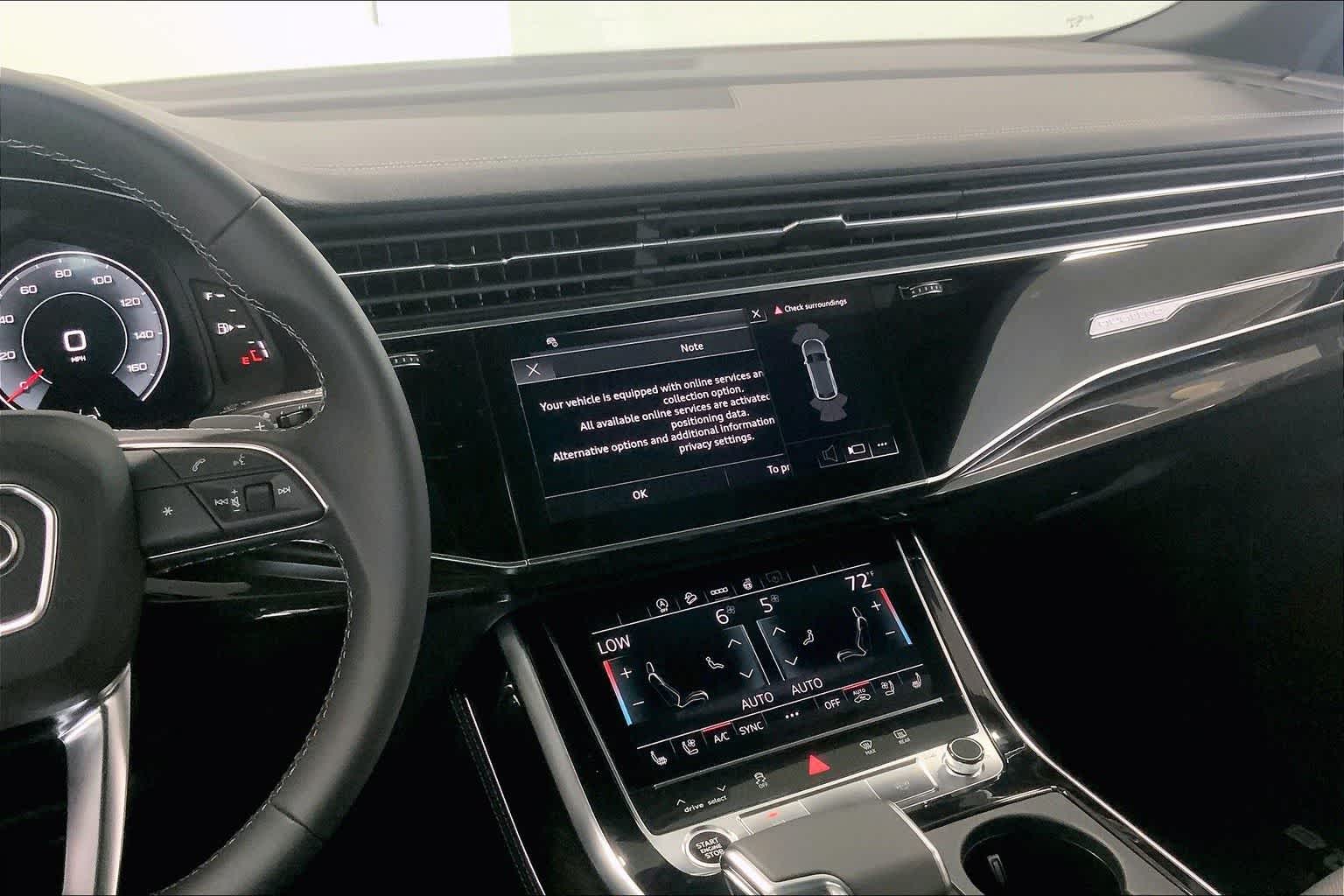Thumbnail: 2026 Audi Q8 - 16