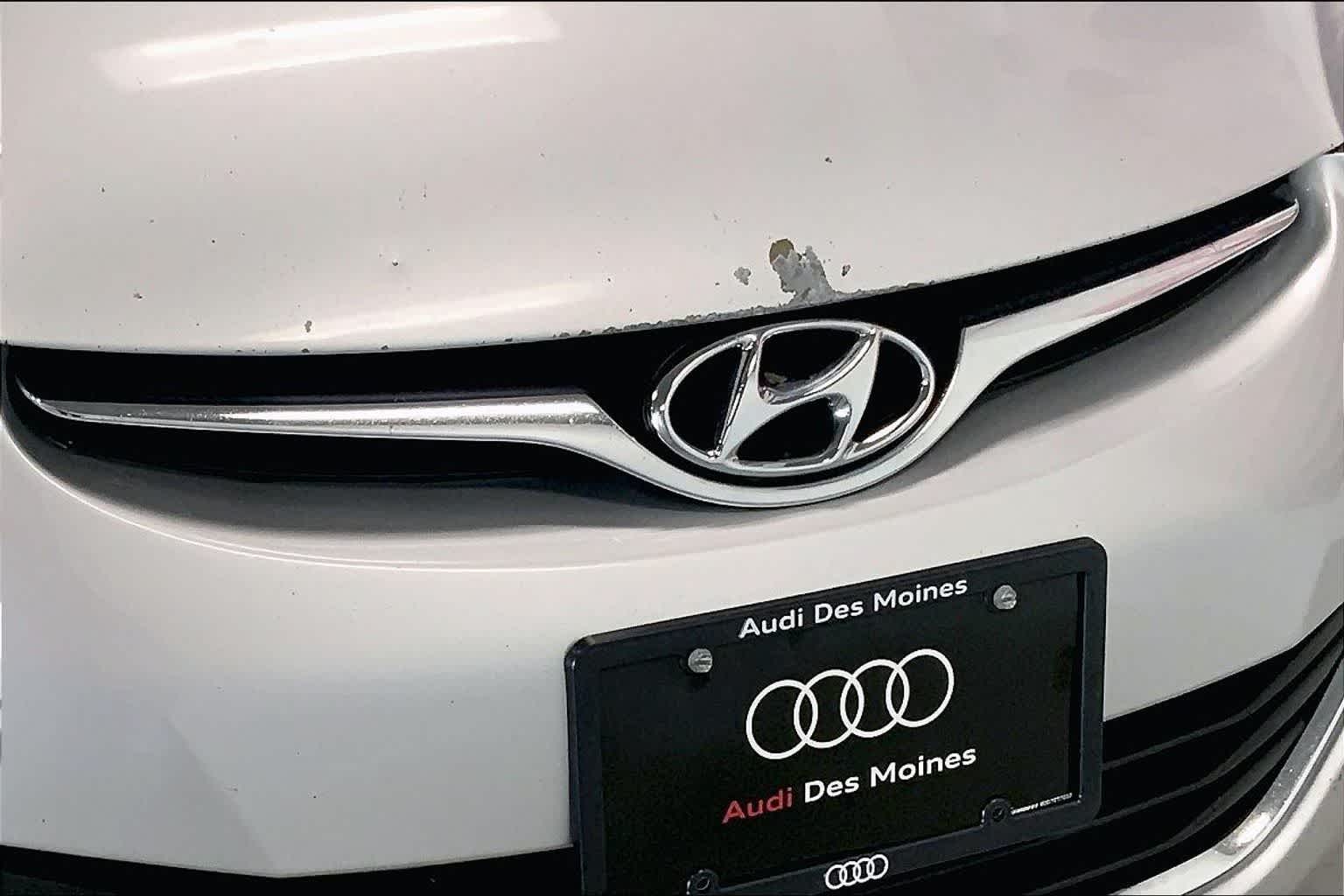 Thumbnail: 2016 Hyundai Elantra - 30