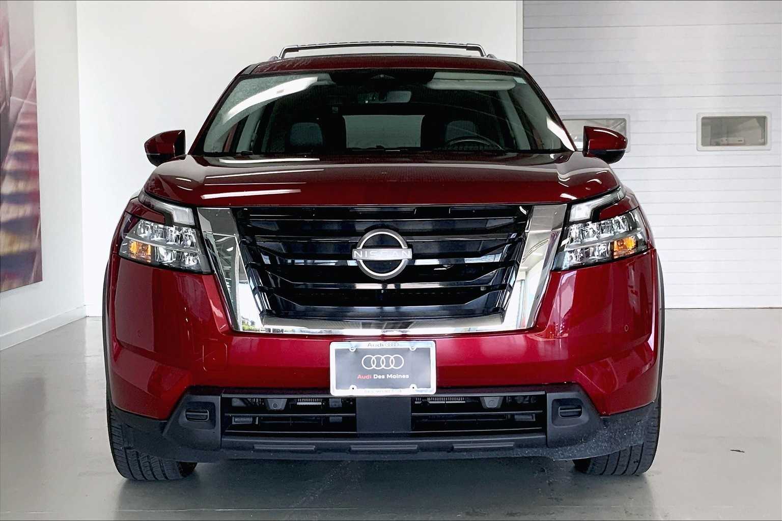 Thumbnail: 2023 Nissan Pathfinder - 6