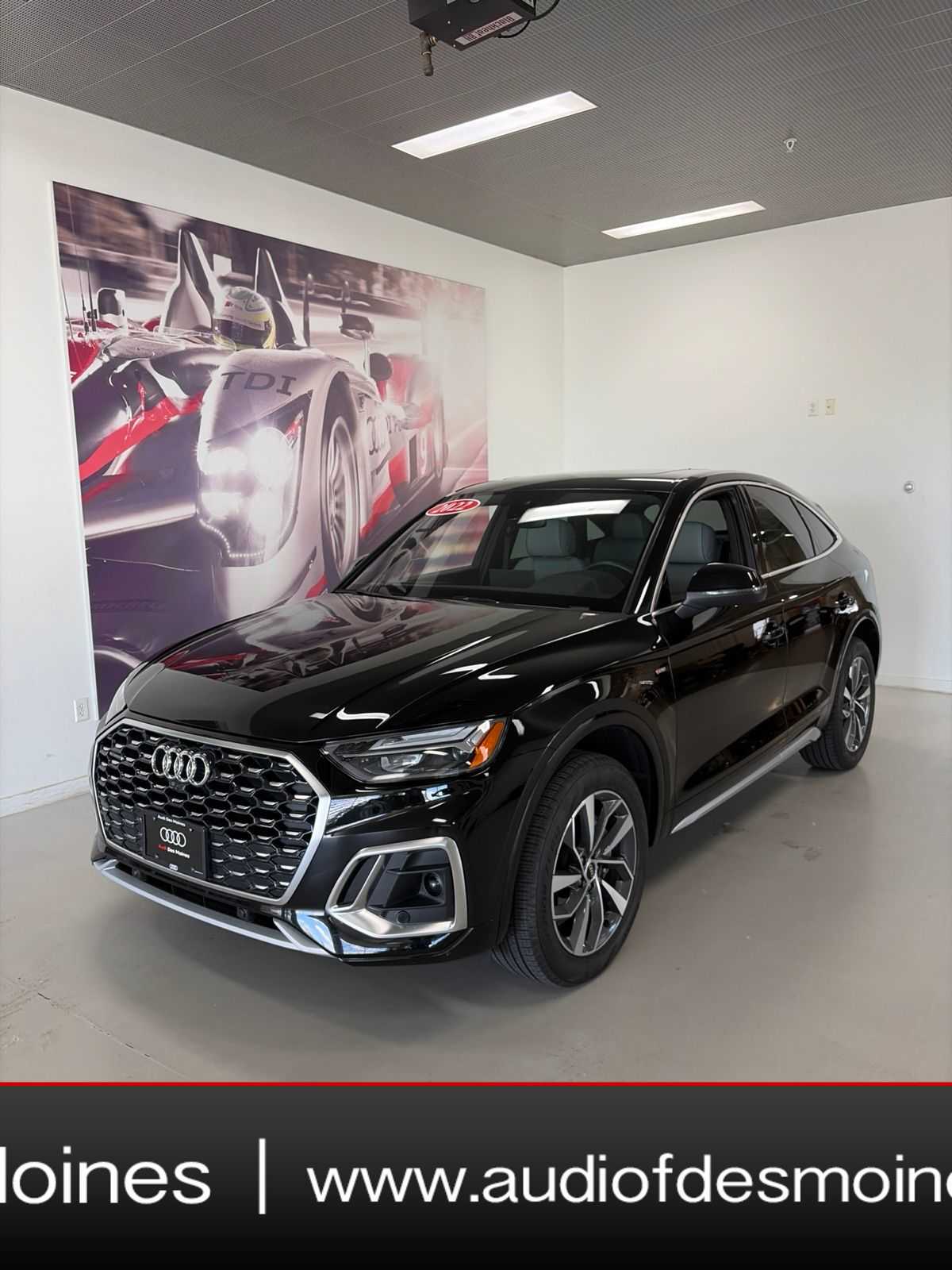 Thumbnail: 2022 Audi Q5 - 1