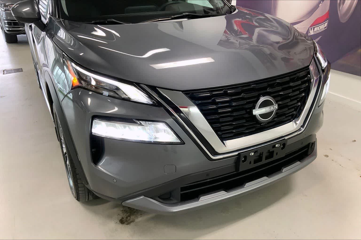 Thumbnail: 2023 Nissan Rogue - 32