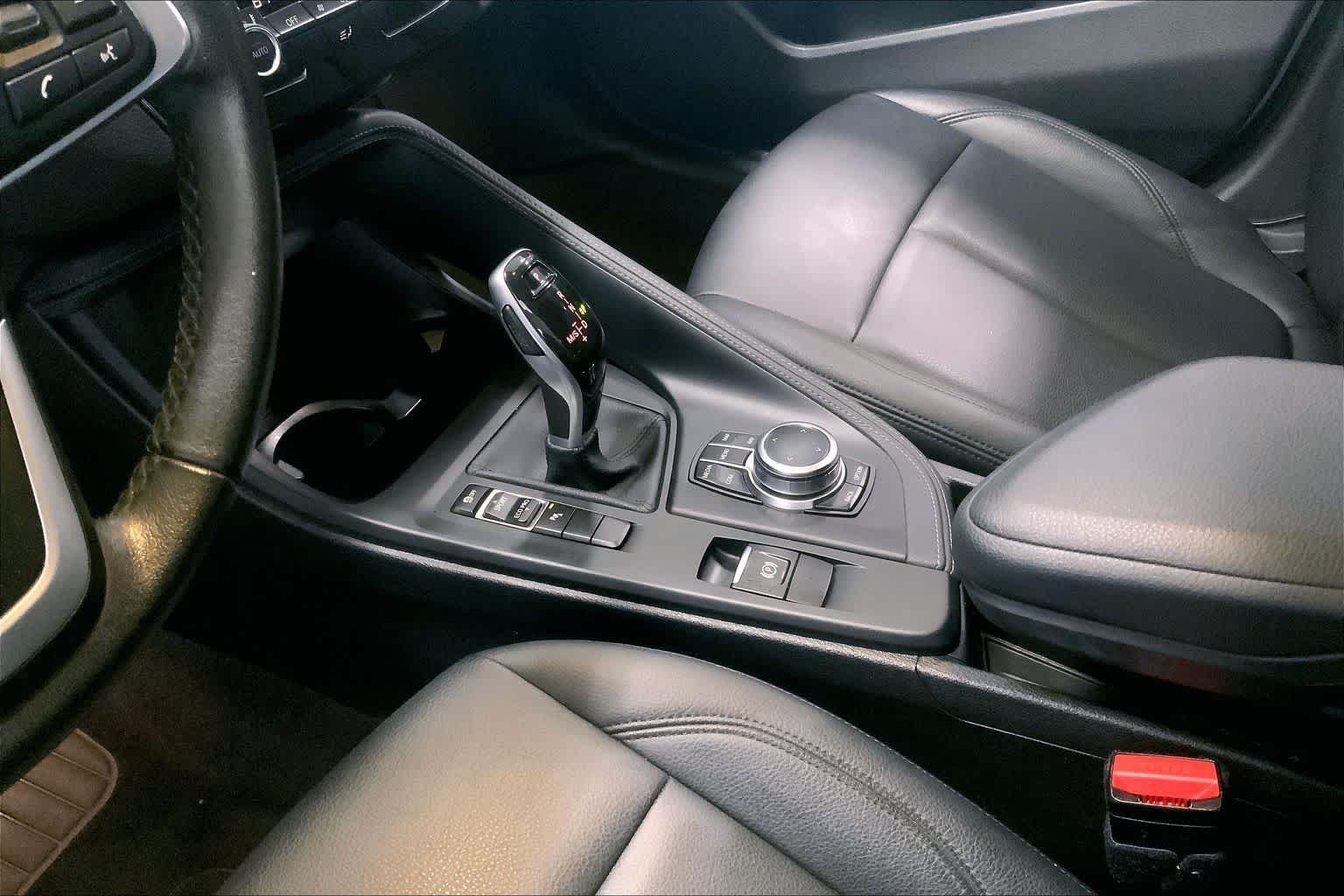 Thumbnail: 2022 BMW X1 - 15