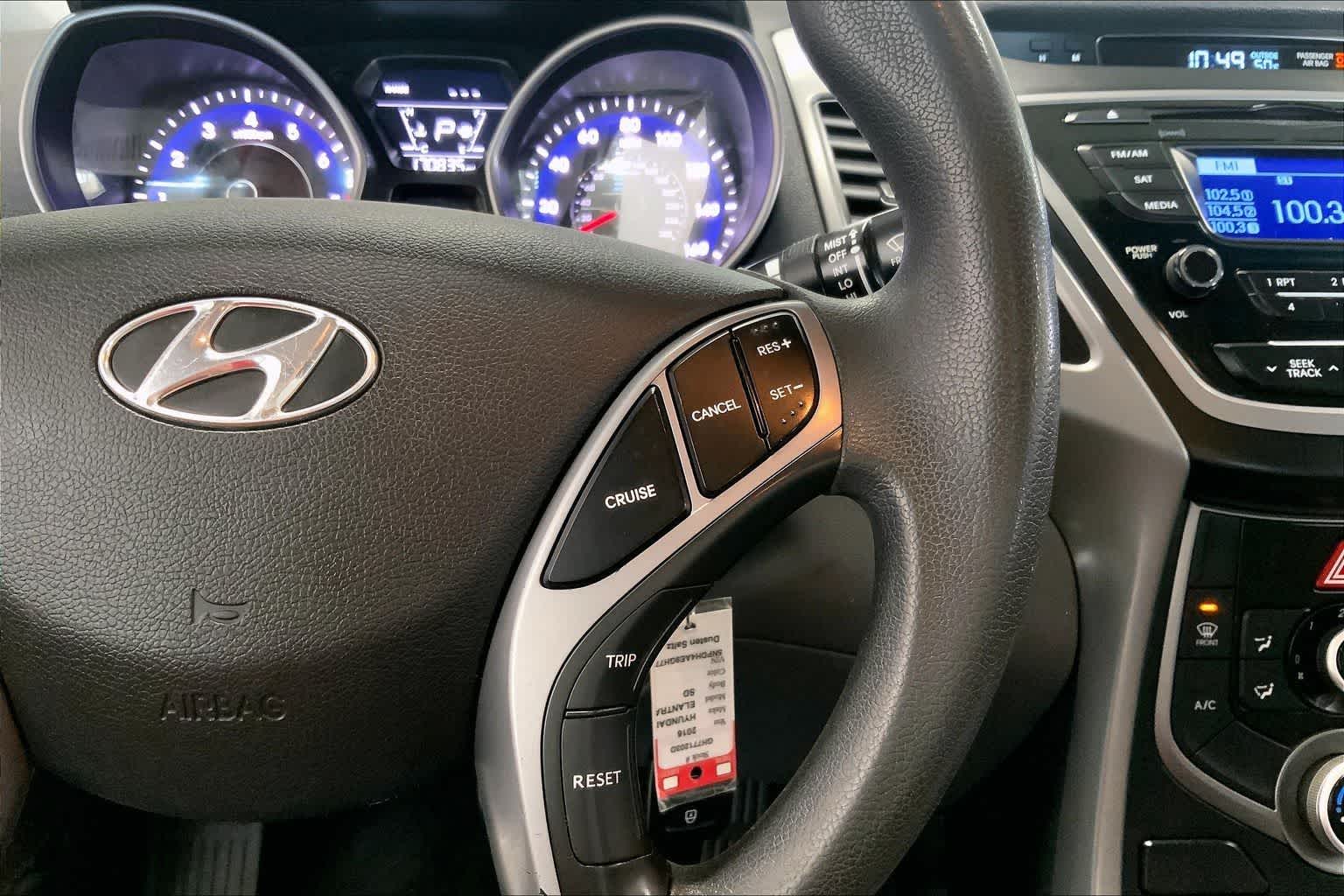 Thumbnail: 2016 Hyundai Elantra - 22