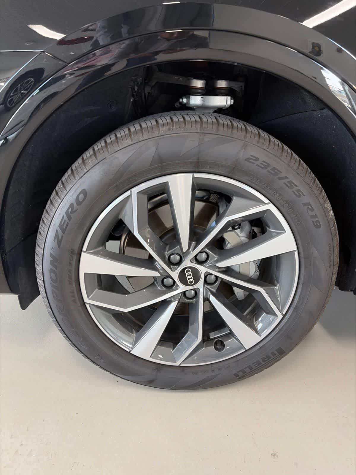 Thumbnail: 2022 Audi Q5 - 8