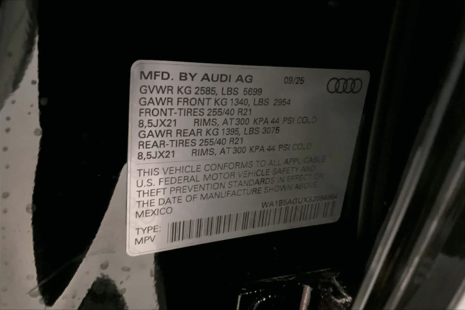 Thumbnail: 2025 Audi SQ5 - 21