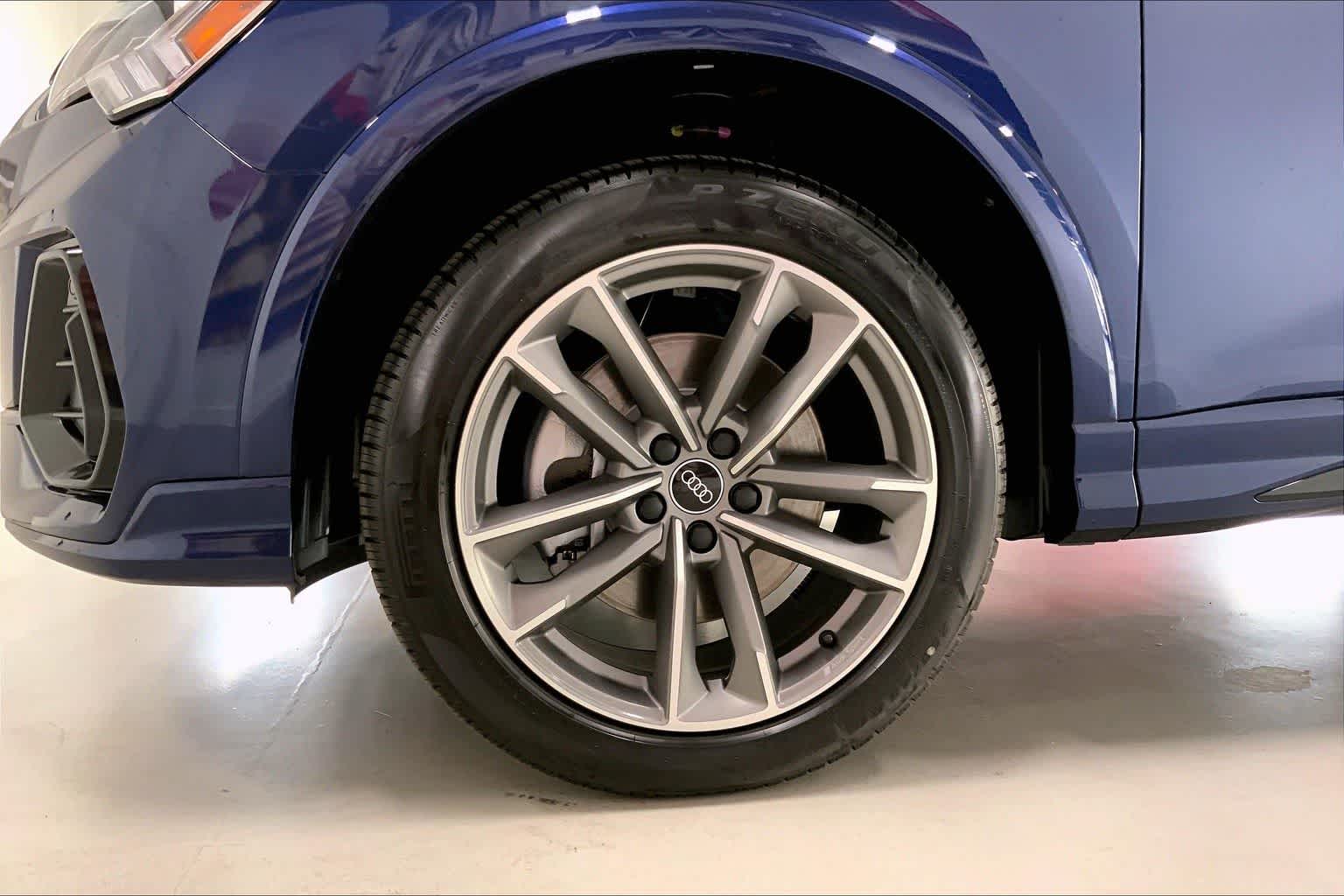 Thumbnail: 2025 Audi Q3 - 7