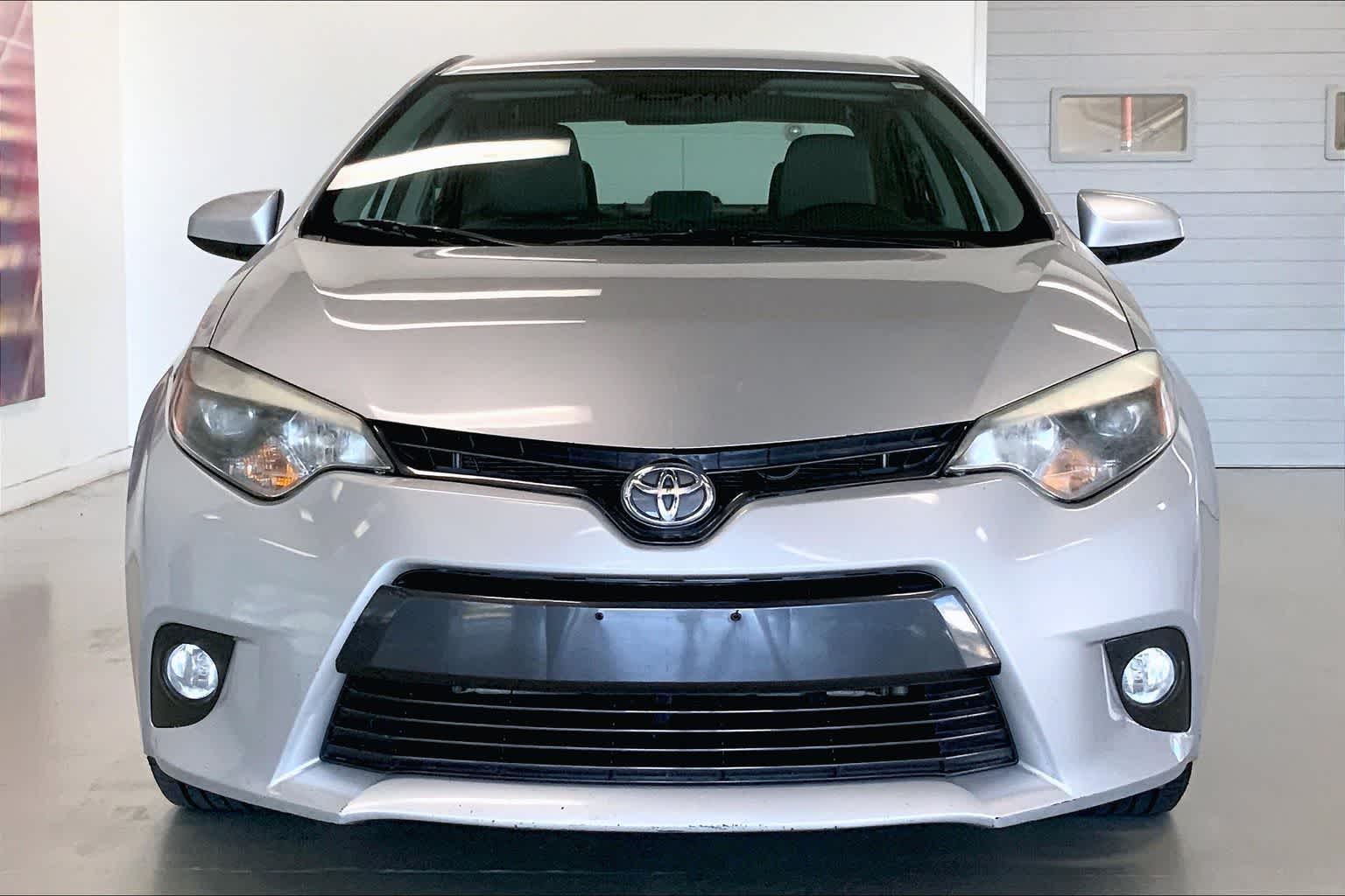Thumbnail: 2015 Toyota Corolla - 6