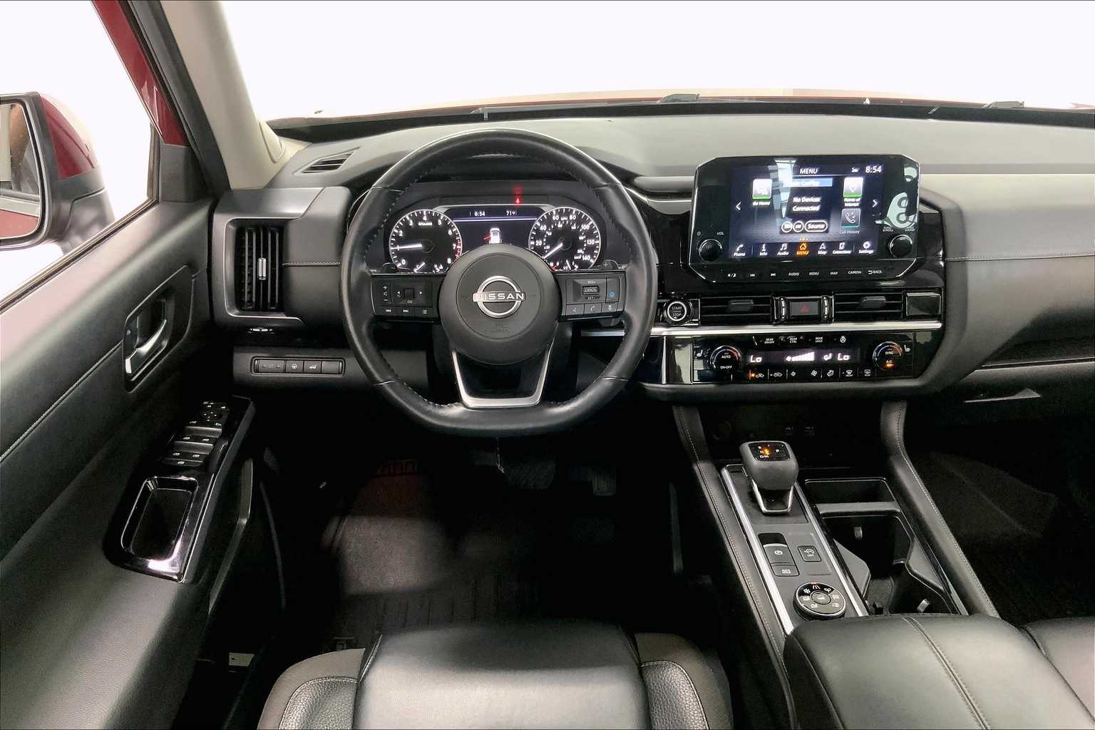 Thumbnail: 2023 Nissan Pathfinder - 12